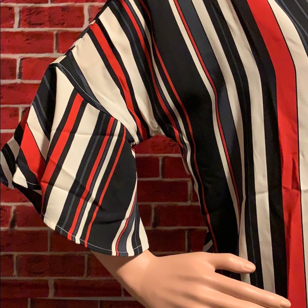 ⭐️Discount Shipping⭐️ Multi-Color Blouse - Picture 2 of 6
